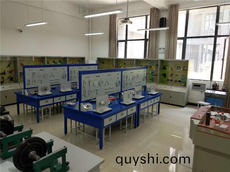 機械原(yuan)理與機(ji)械(xie)設(she)計實訓室(shi)