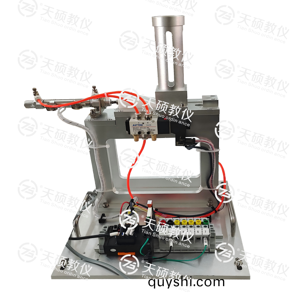 自(zi)動(dong)上(shang)料機(ji)構